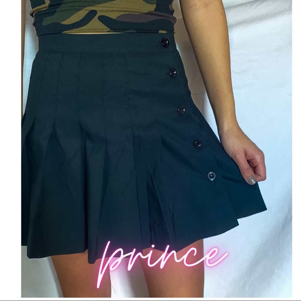 Prince pleated skirt!!